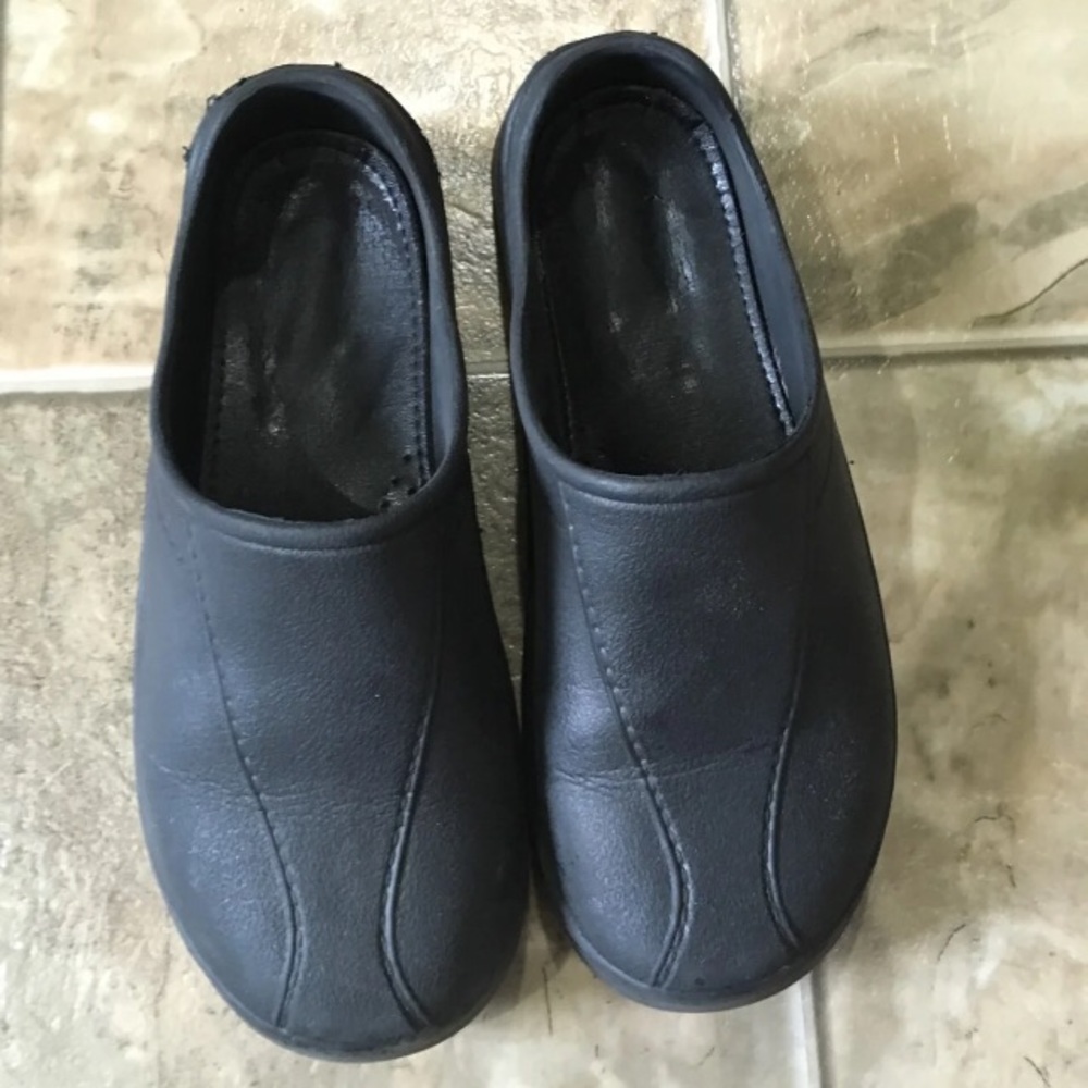 Nursing Shoes